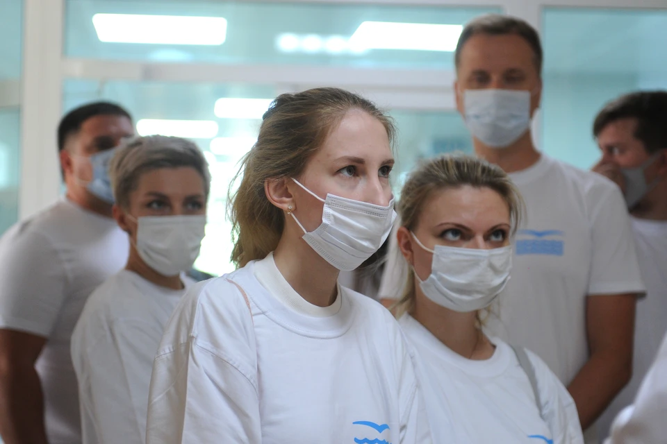 Почти 2 тысячи человек заболели коронавирусом в Петербурге 10 июля
