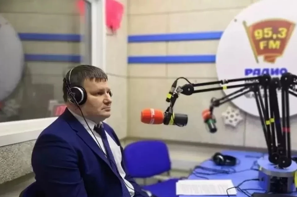 Федечкин в студии радио "Комсомольская правда" (95,3 FM в Челябинске)