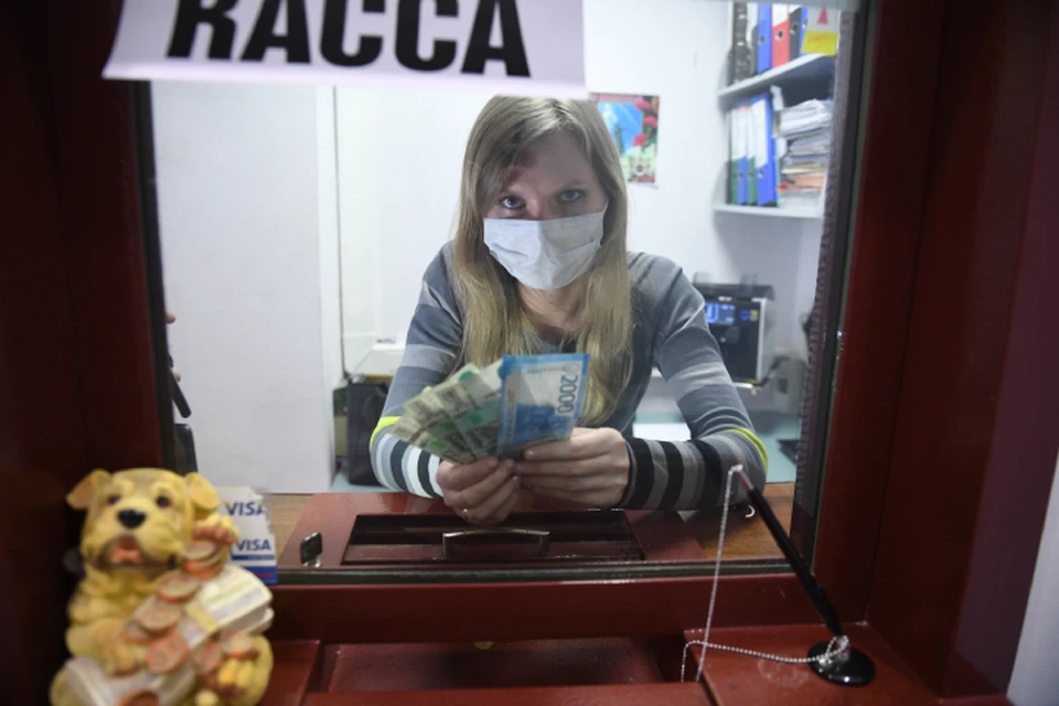 Выплаты рабочим регулярно задерживали.