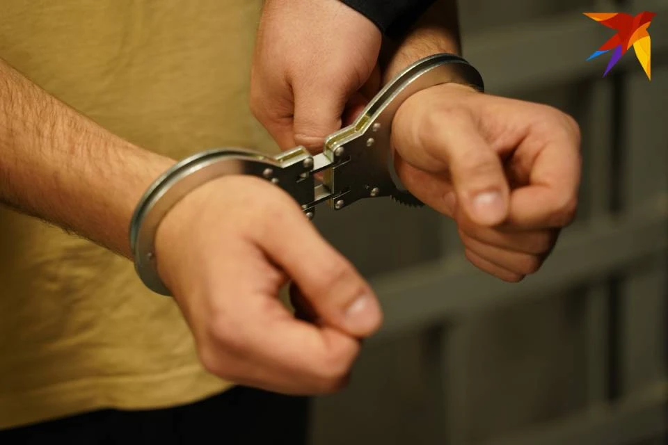 17-летний парень взял гашиш из тайника.