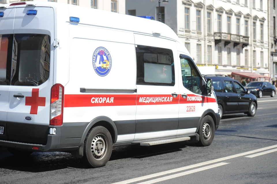 Более полумиллиона человек заразились коронавирусом в Петербурге.