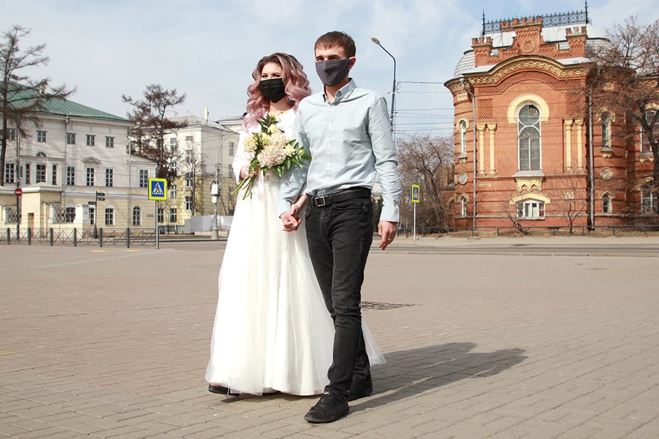 Фудкорты в Иркутской области открыты, свадьбы под открытым небом разрешены