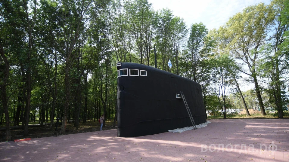 Рубка подводной лодки в парке Победы