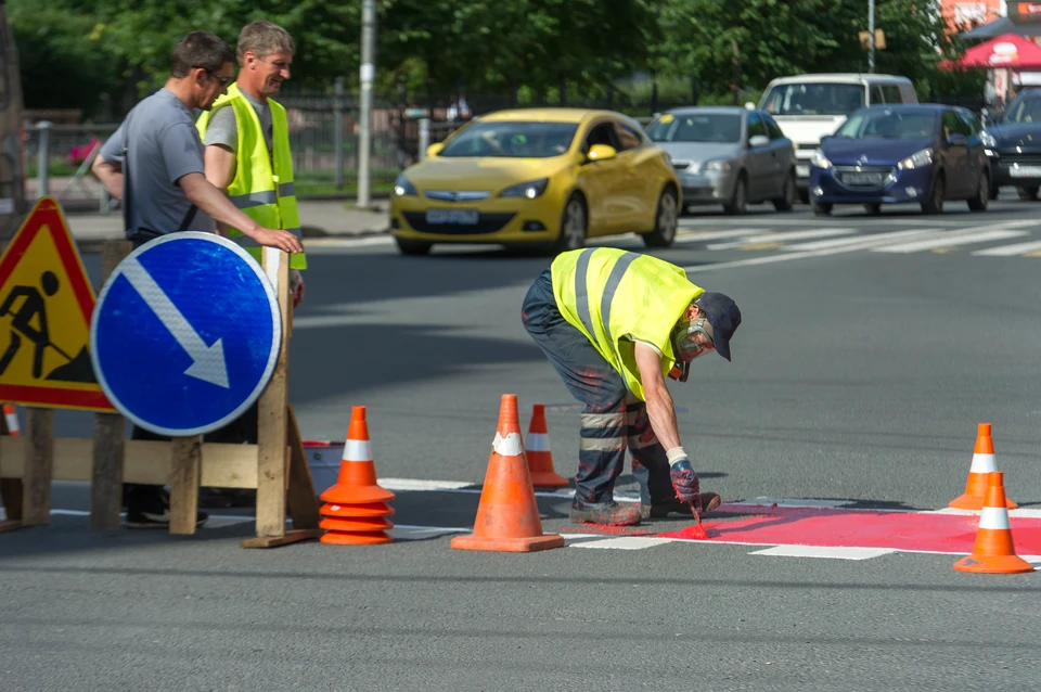 Новые дорожные работы изменят привычную жизнь автомобилистов Петербурга.