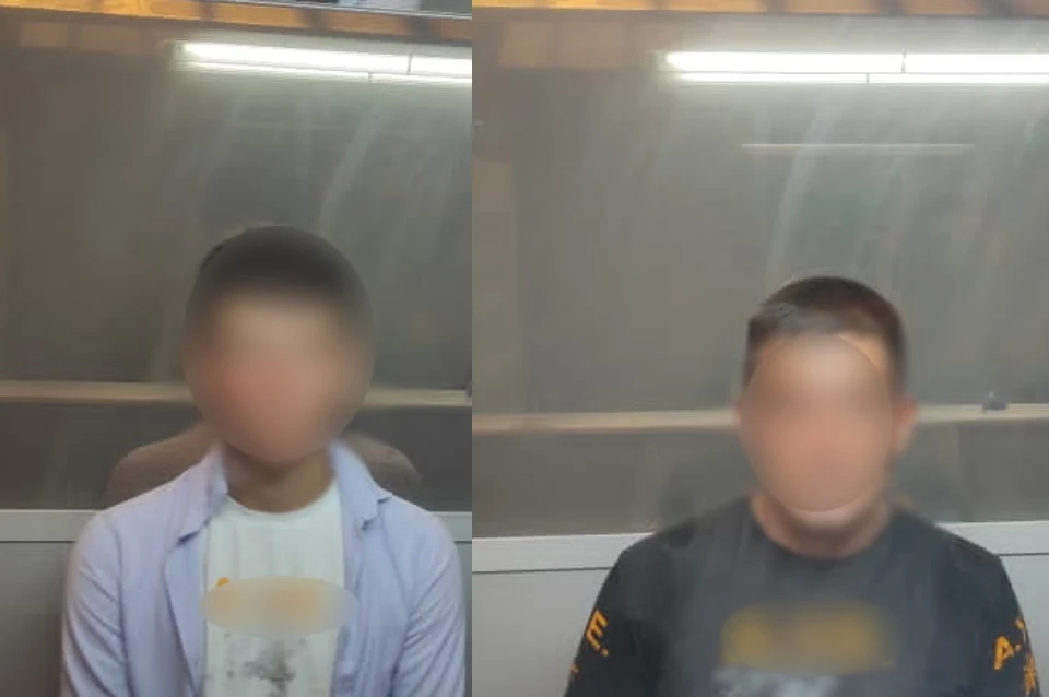 Внимание пограничников привлекла одежда прибывших из Узбекистана мужчин. Фото: пресс-служба пограничного управления ФСБ по Ростовской области