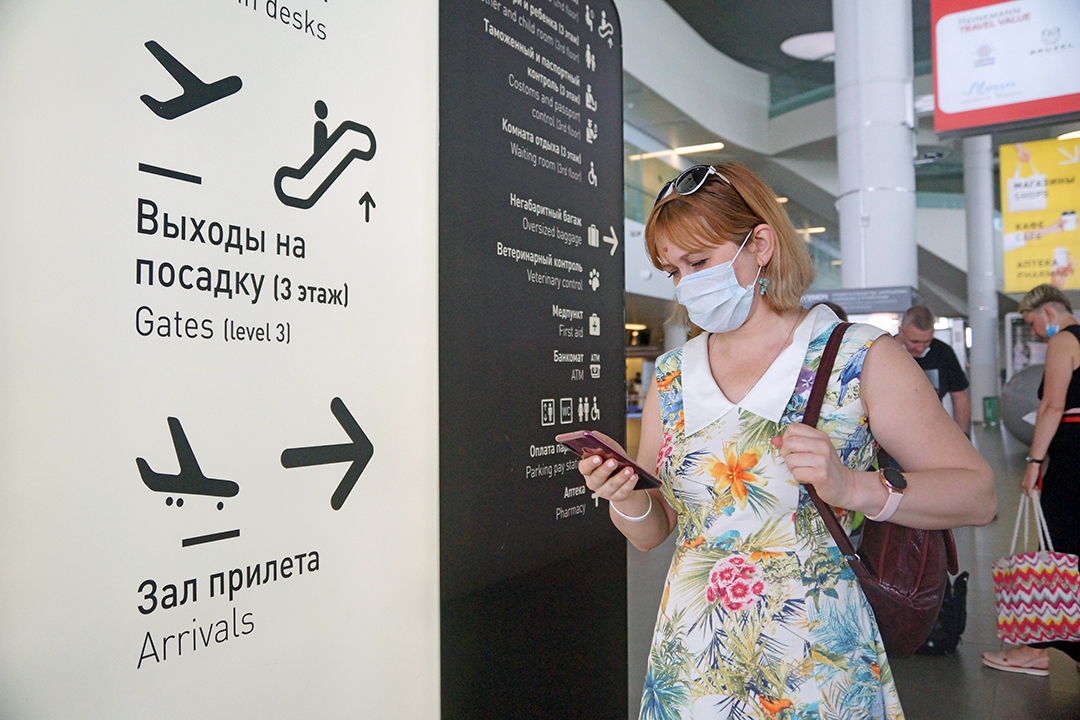 Туристы уже адаптировались к новой реальности.