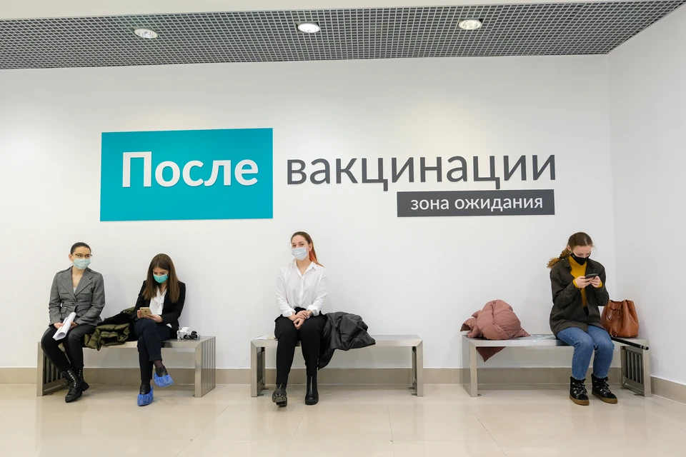 Более 1 млн петербуржцев прошли полный этап вакцинации от коронавируса