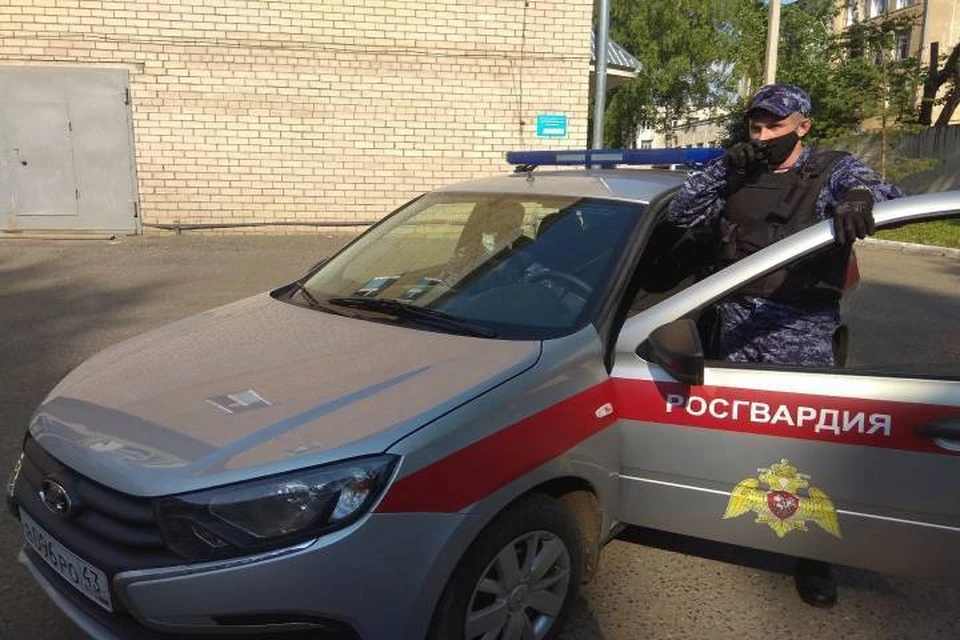 Росгвардейцы нашли пропавшего мужчину через 30 минут после получения ориентировки. Фото: 43.rosguard.gov.ru