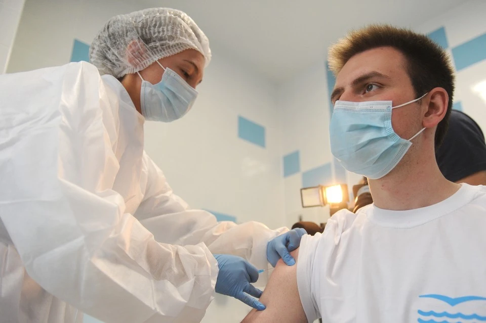 Опросы в Латвии показали, что более 40% населения хотят вакцинироваться исключительно «Спутником».