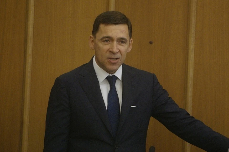 При этом Евгений Куйвашев заявил, что принудительной вакцинации быть не должно