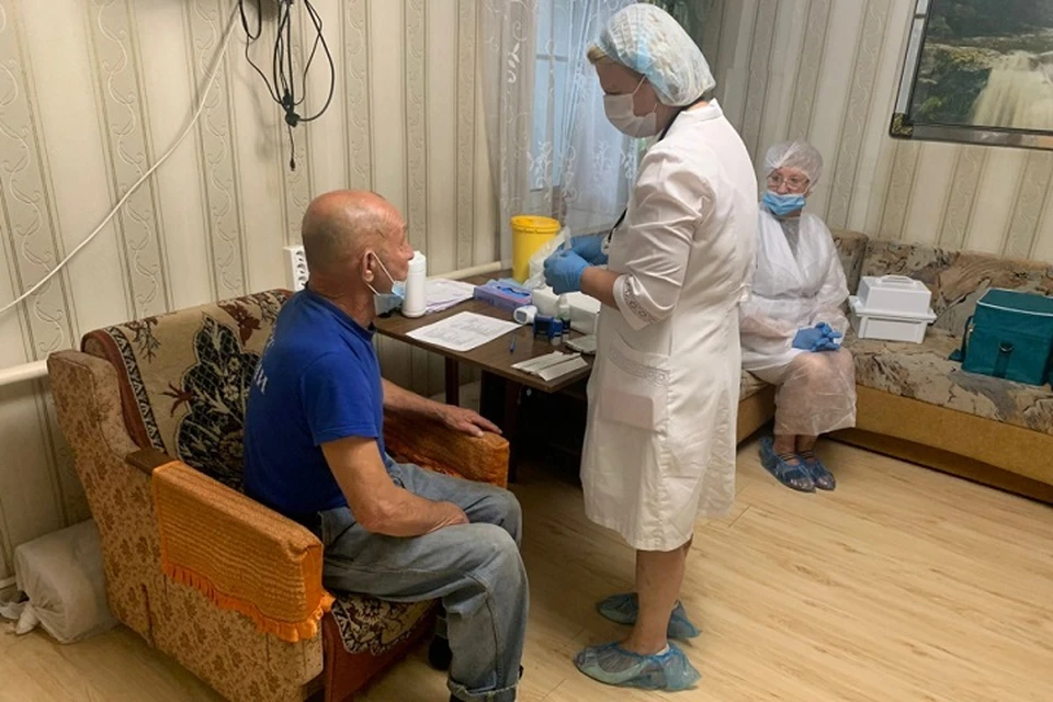 Привиться от коронавируса на дому смогут маломобильные жители Хабаровского края