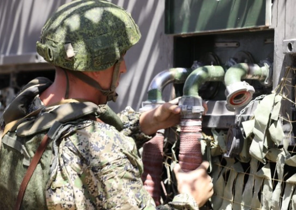 Было задействовано около 10 единиц военной и специальной техники. Фото: structure.mil.ru
