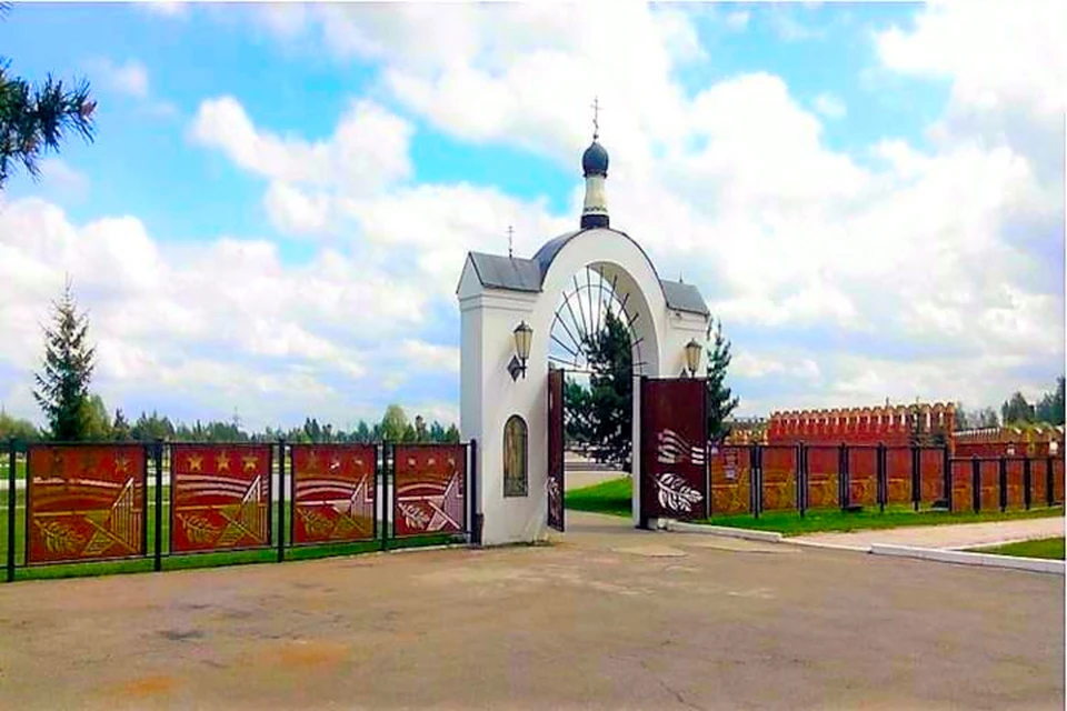 Вот эти ворота и были украдены. Фото: VK/Роман Крылов.