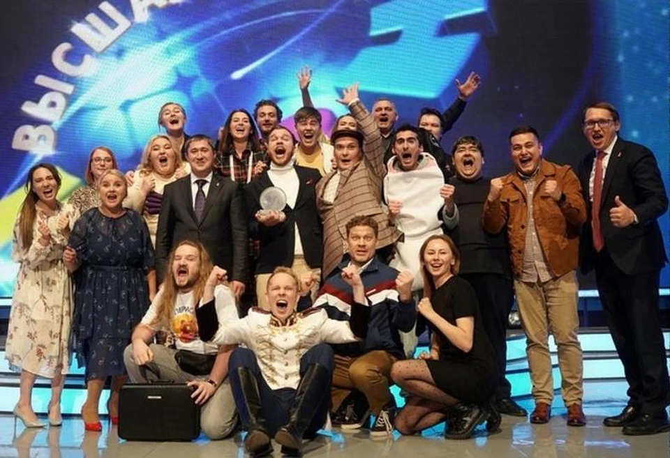 Команда пермяков победила в полуфинале КВН. Фото: страница Instagram Дмитрия Махонина.