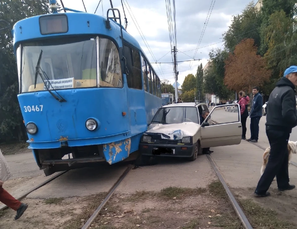 Трамвай в саратове фото