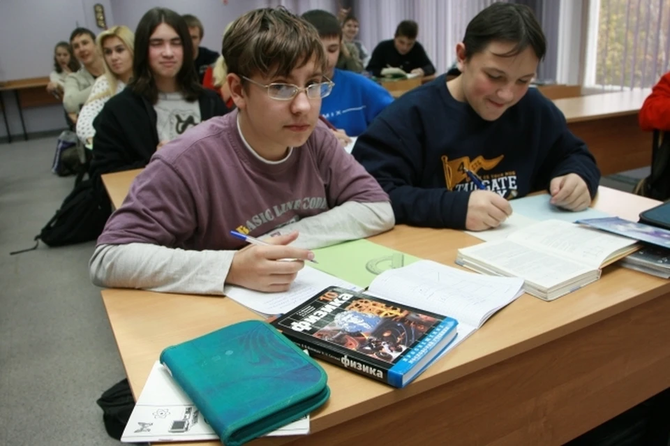 Ростовские учителя высказали мнение поручении Путина сократить количество контрольных и проверочных работ