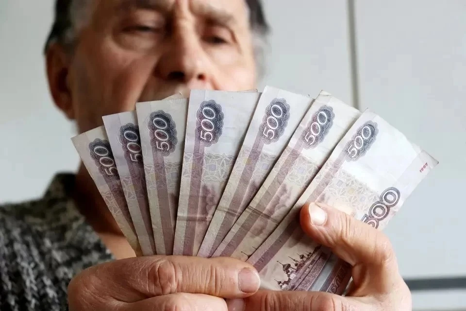 Детские пособия для россиян вновь повысят в феврале 2022