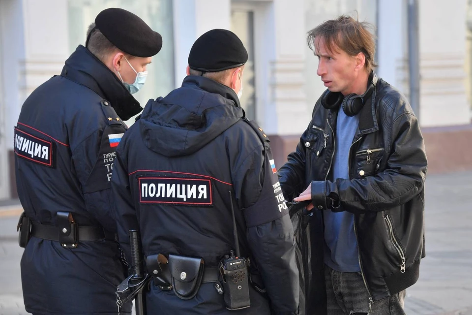 В ходе допроса обвиняемый вину в совершенном преступлении признал в полном объеме.