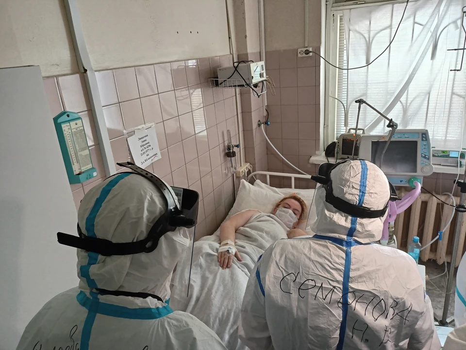 Из-за нехватки мест для ковидных больных в Волгограде и области сократили плановую помощь.
