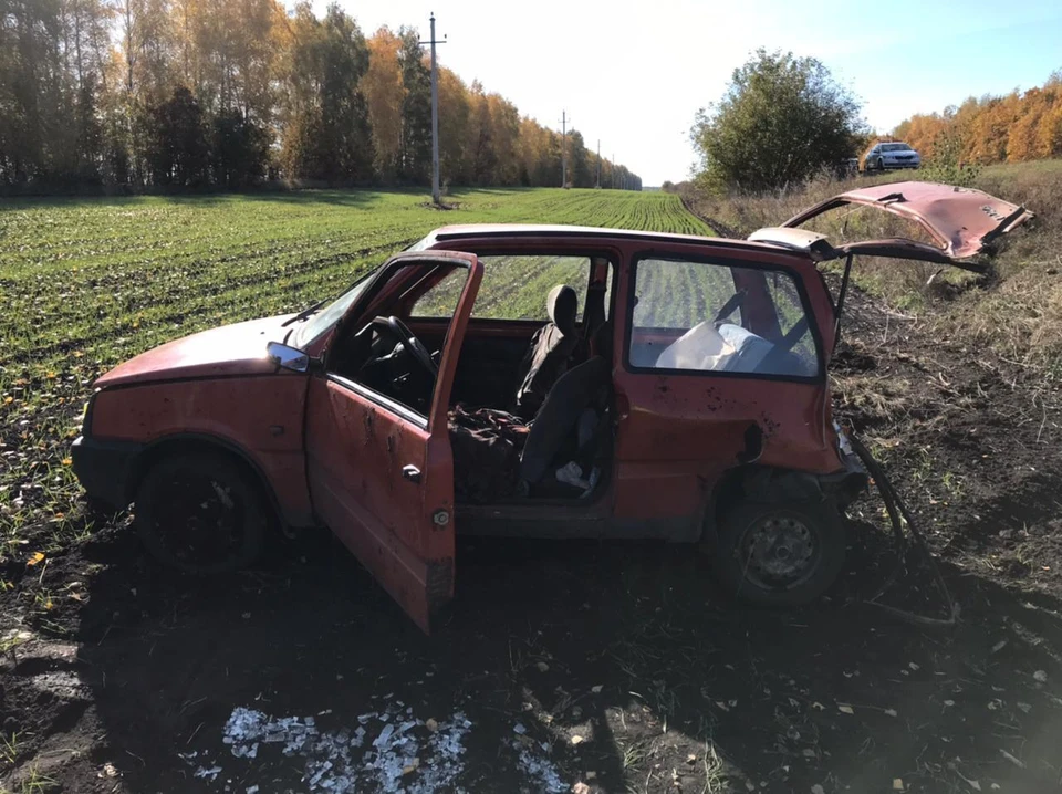 Водитель "Оки" попал в больницу