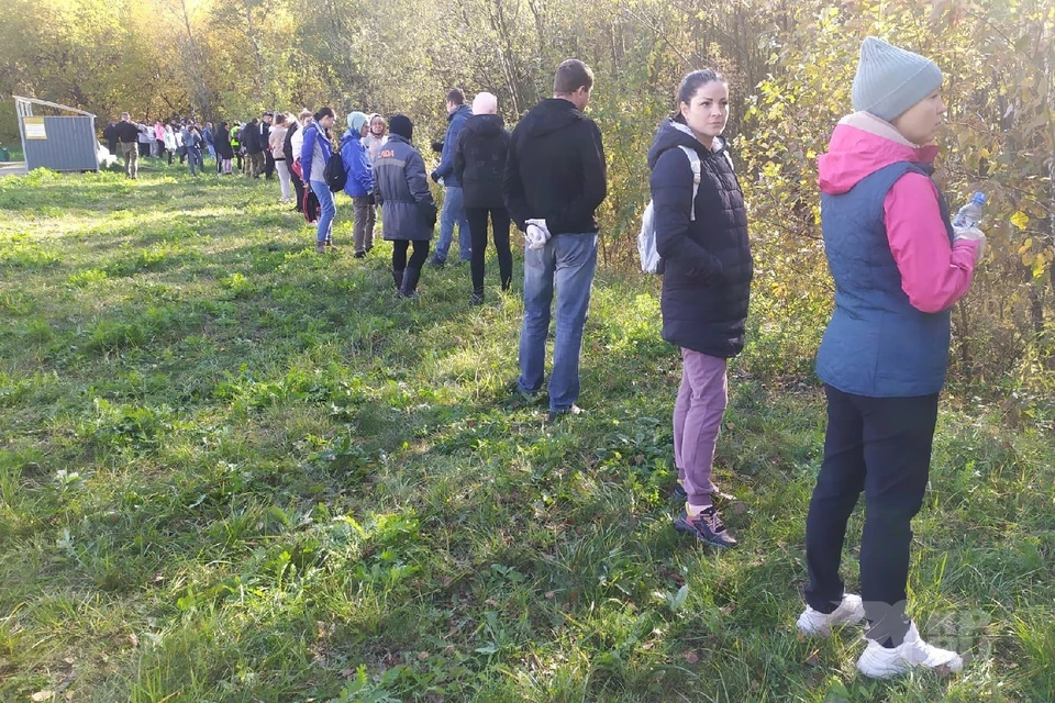 На поиски Елены Логуновой в районе сысоевского кладбища пришло около 60 человек.