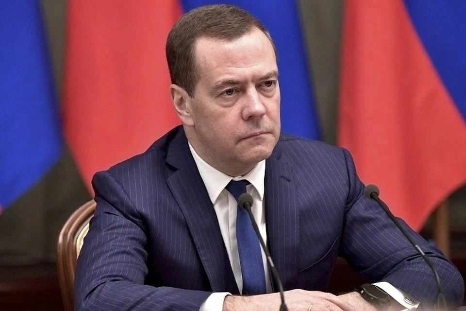В Киеве статью Медведева об Украине сочли сигналом Зеленскому