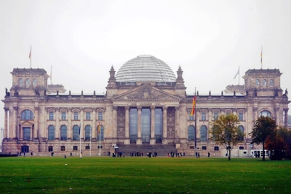 В Германии рассчитывают избрать нового канцлера ФРГ к 6 декабря 2021