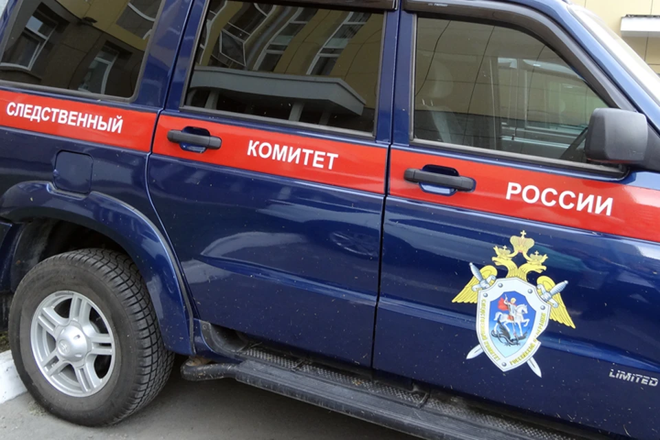В Надыме пенсионер едва не зарезал приятеля во время застолья