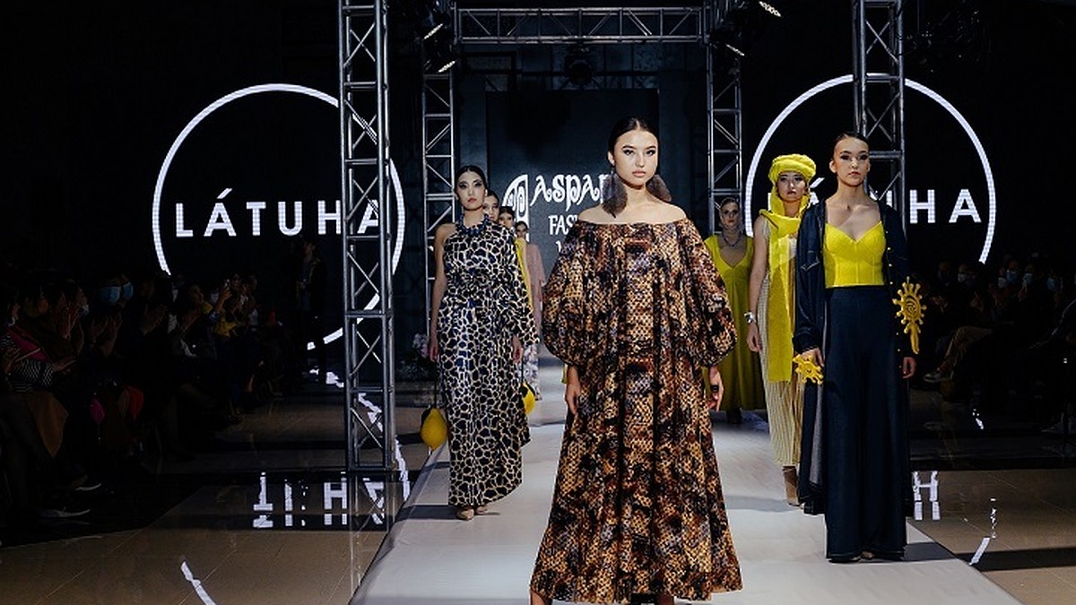 Түрмеде бір жынысты адамдар