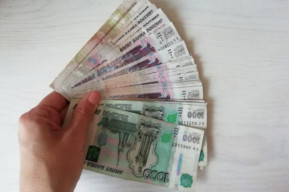 Он задолжал по налогам полтора миллиона рублей