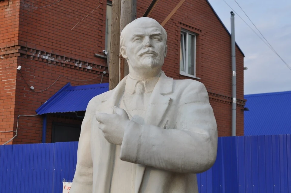 Ленин в частном секторе Ижевска Фото: Эдуард Карипов