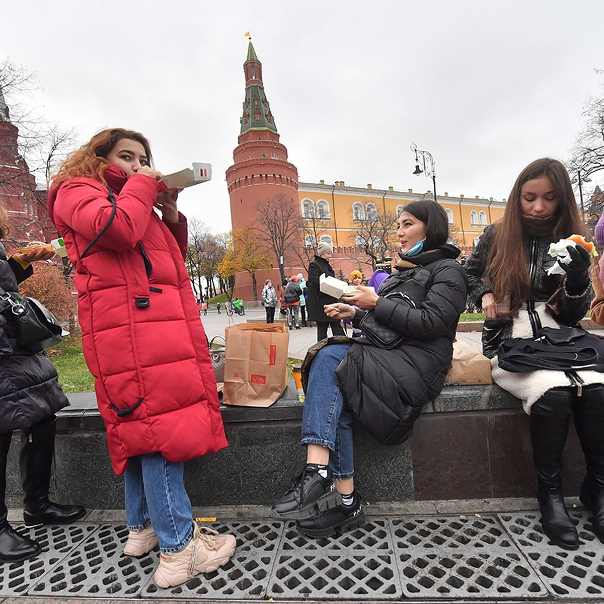 Россия превращается в страну фаст-фуда: как мы стали есть больше да хуже -  KP.RU