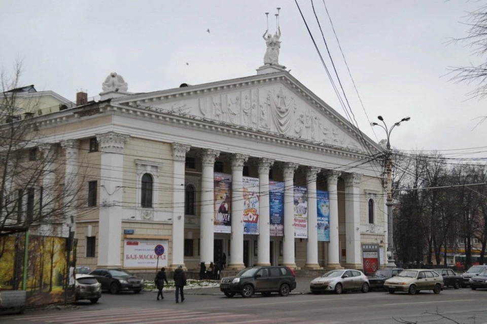 Также могут разрешить посещение кинотеатров и библиотек