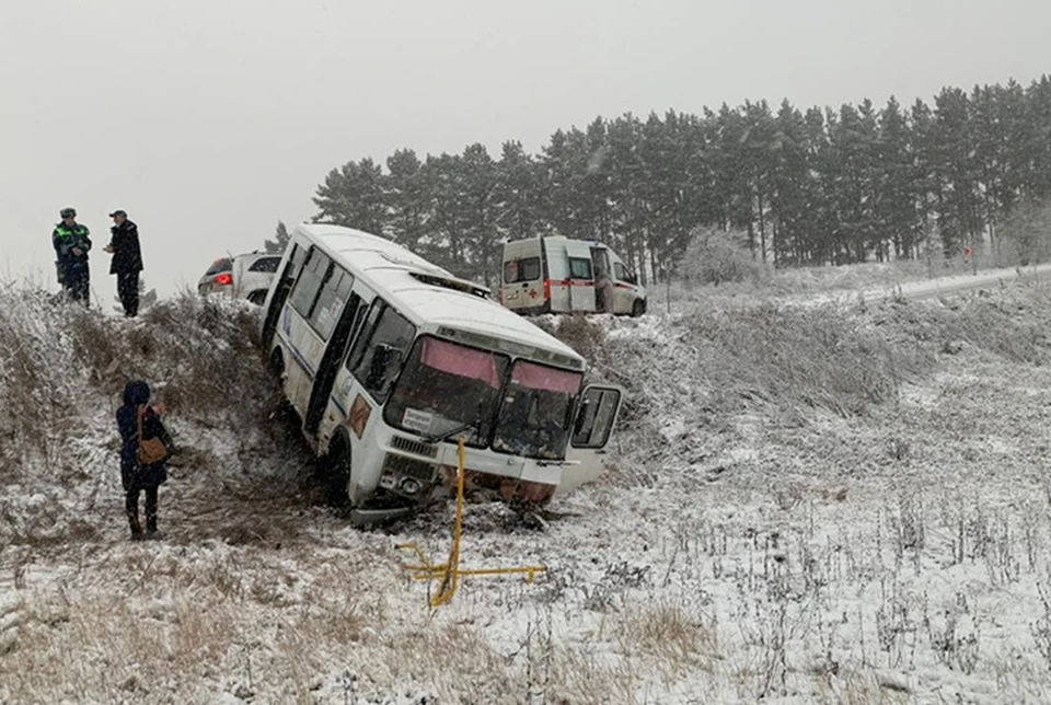 Шесть человек пострадали в ДТП с автобусом в Нижегородской области.