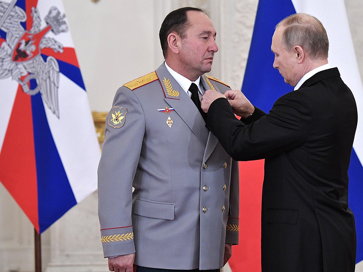 Герой войны в Сирии стал главным политруком армии - KP.Ru