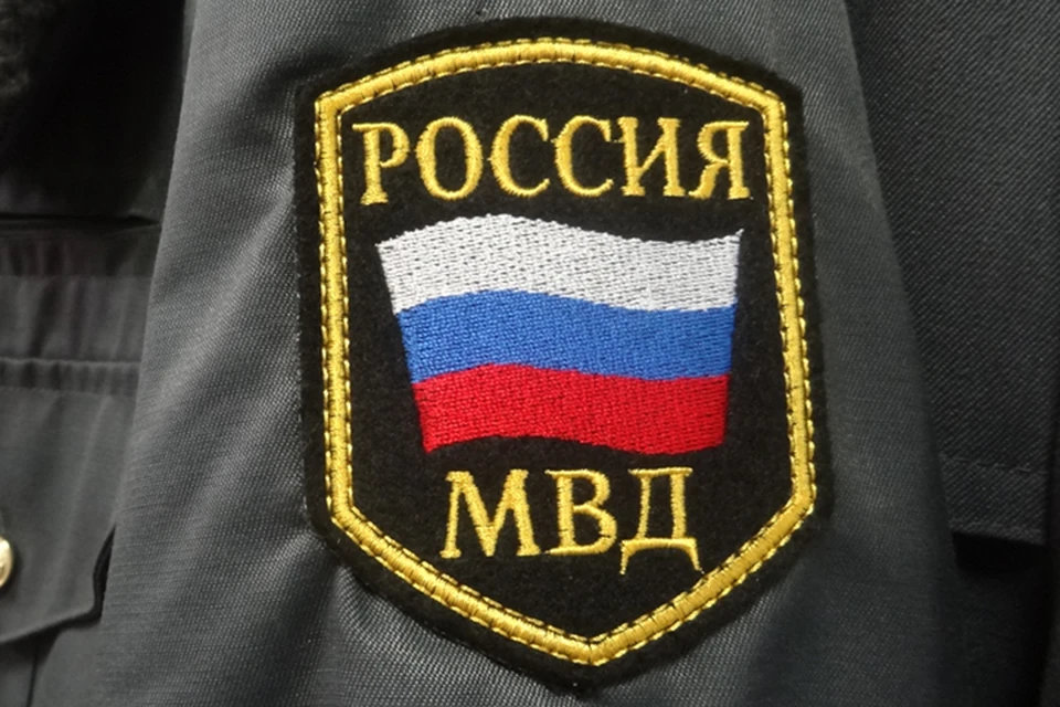 Тоболяк вместо крутого бинокля получил в посылке детскую игрушку.