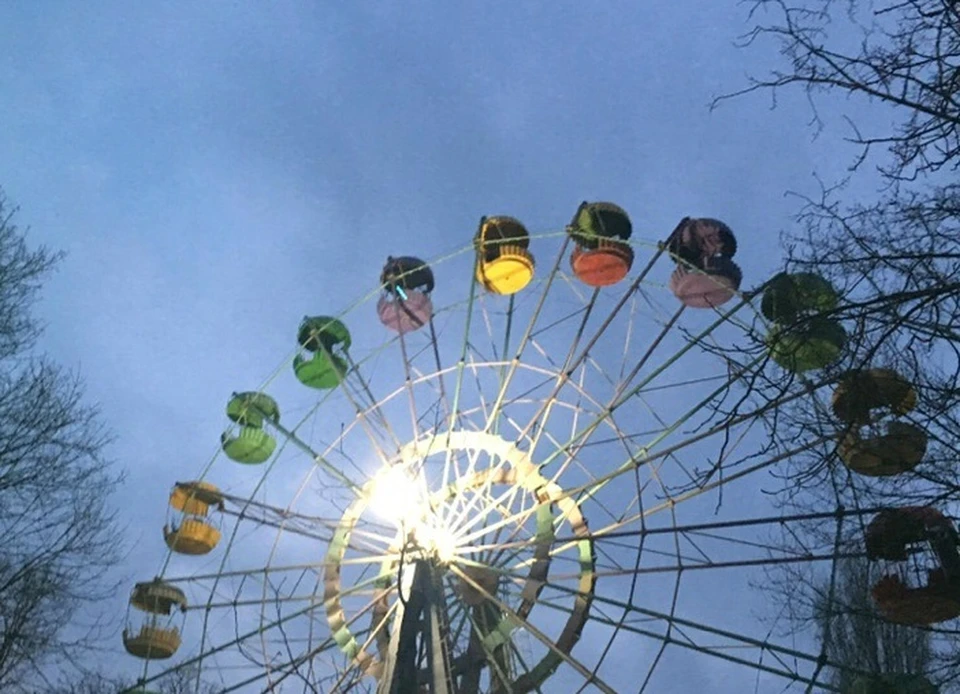 В Гагаринском парке Симферополя запустили колесо обозрения. Парк имени Ю. Гагарина, Cимферополь/Вконтакте