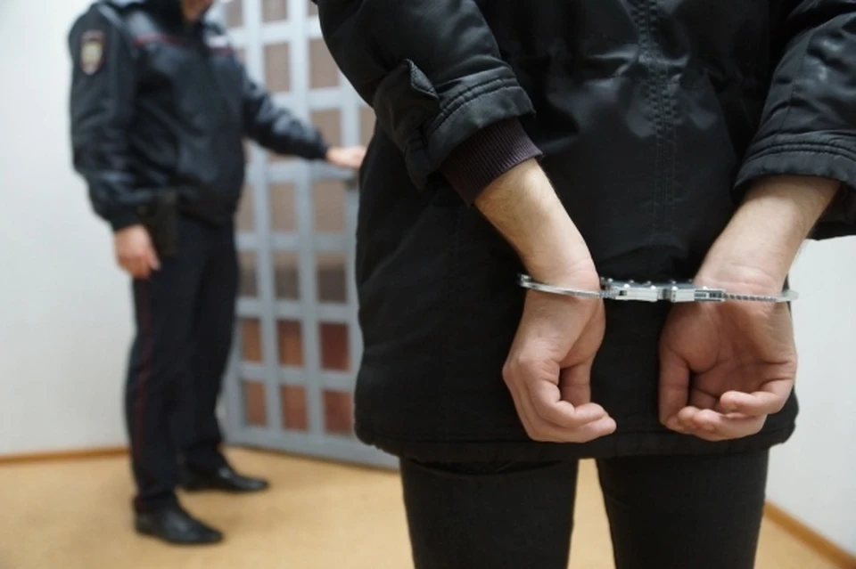 В Крыму задержали троих грабителей, обчищавших квартиры граждан