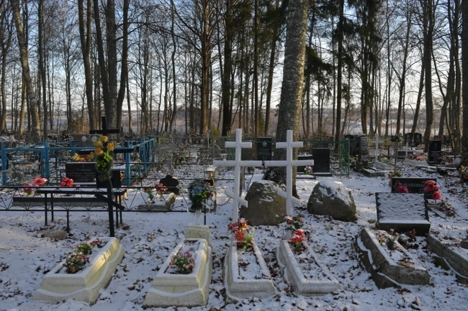 На двух кладбищах запретят семейные захоронения.
