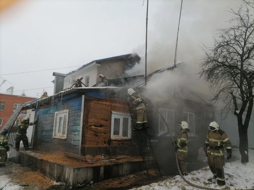 Частный дом сгорел в Приокском районе утром 19 ноября.