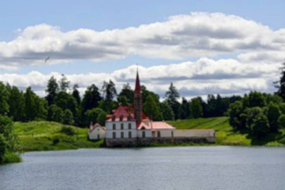 Приоратский дворец в Гатчине закрыт до 5 декабря / Фото: Гатчинский парк