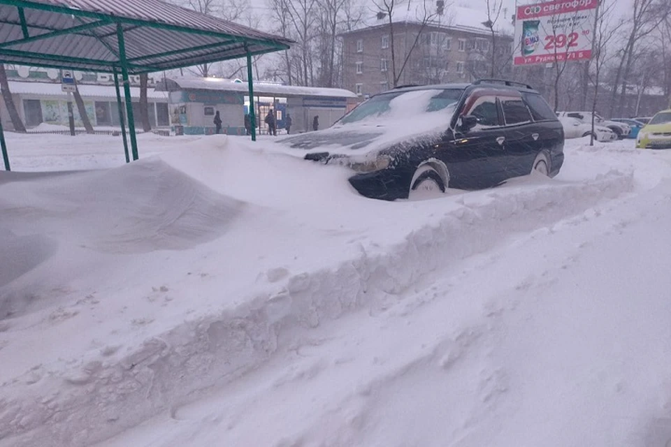 Хабаровск утонул под снегом