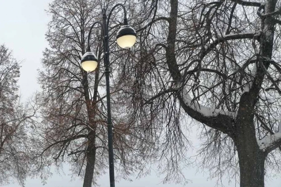 Перед новогодними праздниками уличное освещение проверят во всех общественных местах города. Фото: admkirov.ru
