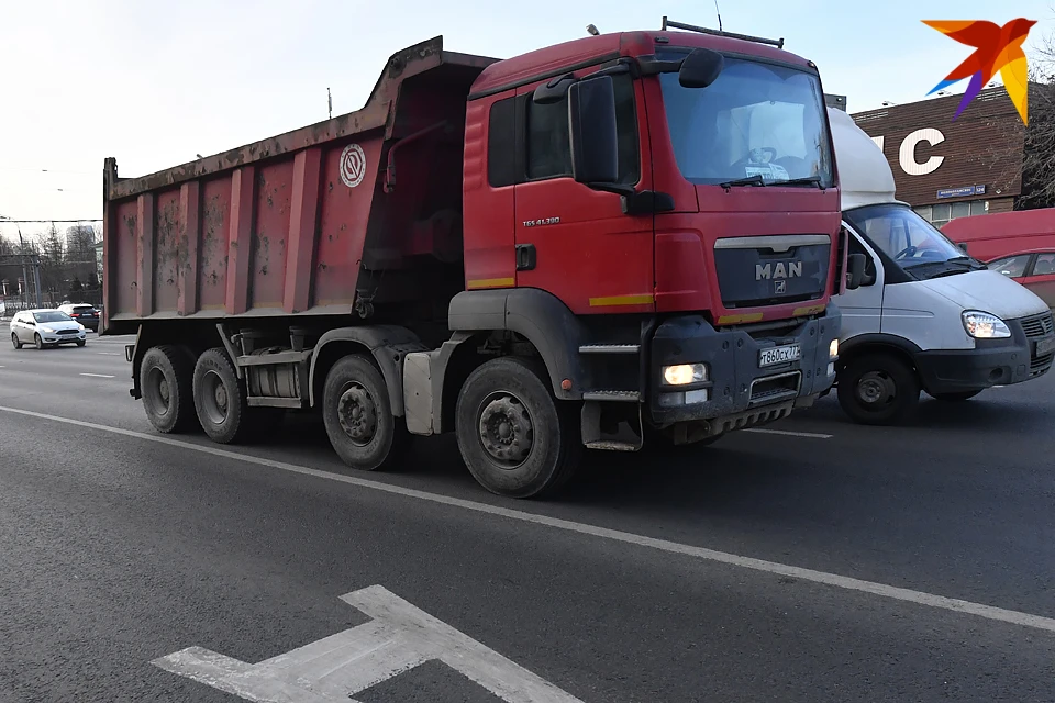 Автовладельцев просят учесть эту информацию, быть внимательнее на дорогах и соблюдать ПДД.