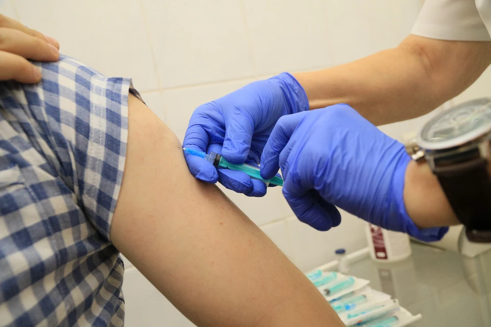 Прививку ставят бесплатно, в рамках ОМС