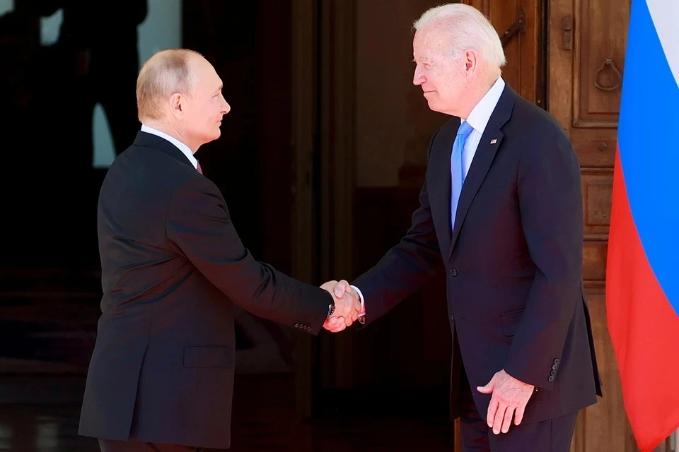 Белый дом готовится к виртуальной встрече Путина и Байдена в декабре 2021