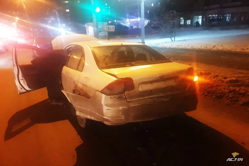 Столкновение произошло по вине «Волги». Фото: «АСТ-54»