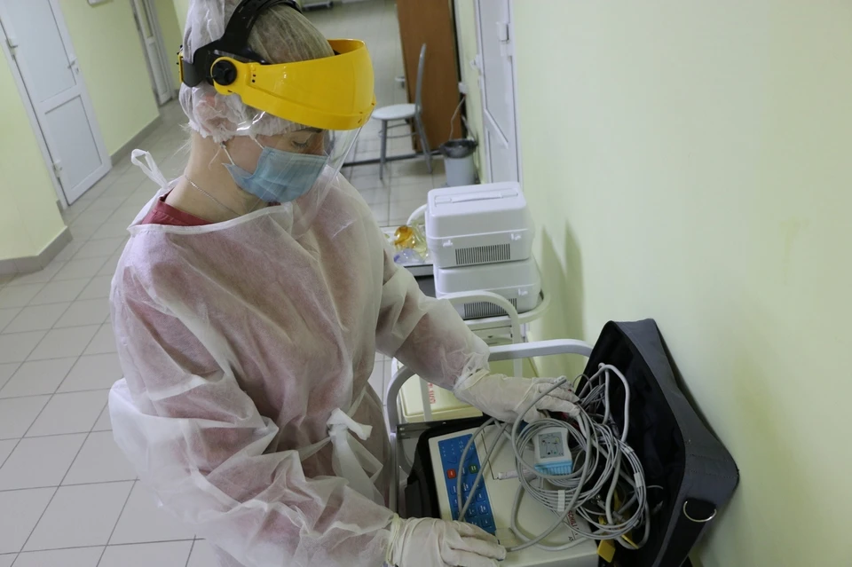 В Тюменской области 26 пациентов с коронавирусом подключены к аппаратам ИВЛ.