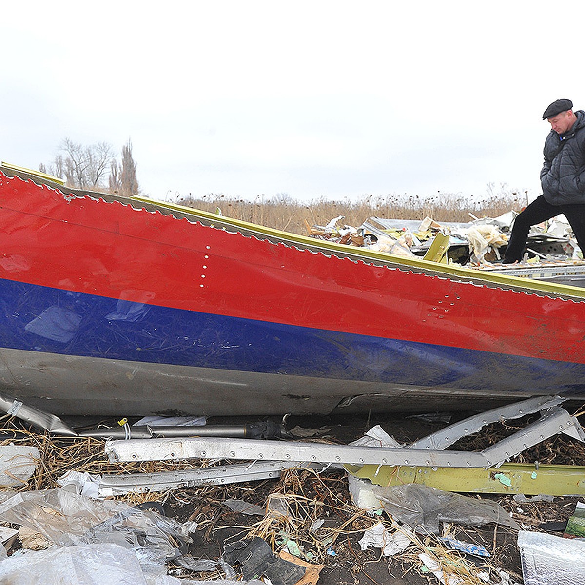 На столе при свидетелях 2014