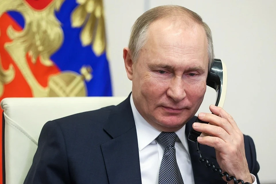 Путин по телефону обсудил ситуацию на Украине с премьером Люксембурга Фото: Михаил Метцель/ТАСС
